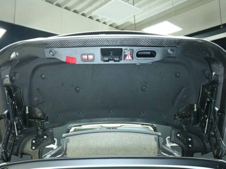 Bild 37/50 von Mercedes-Benz SL 500 (2015)