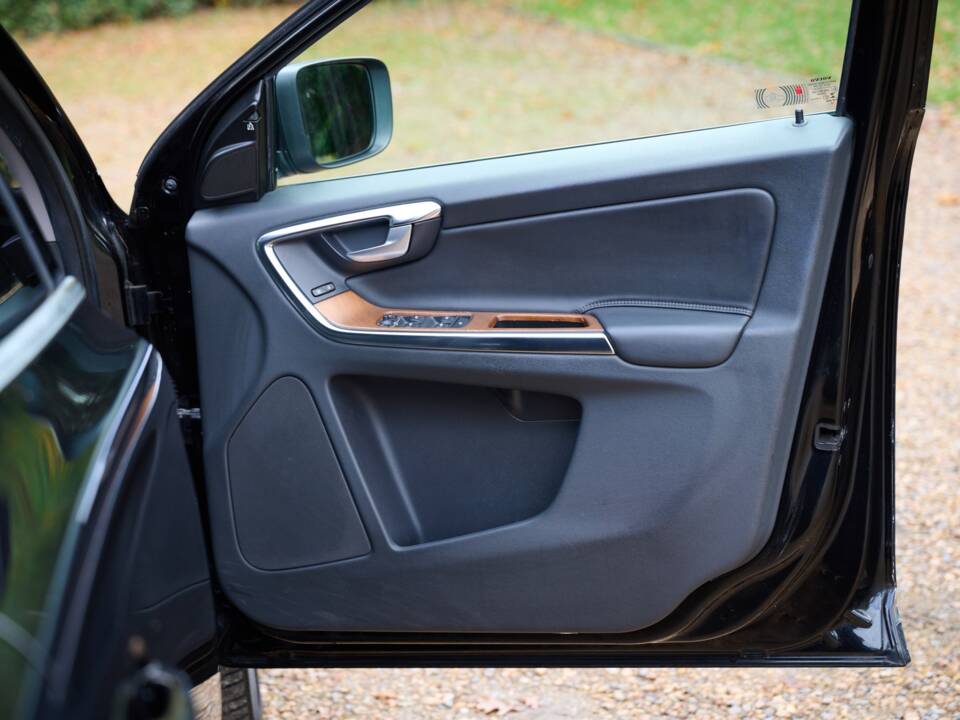 Bild 36/50 von Volvo XC60 T6 (2014)