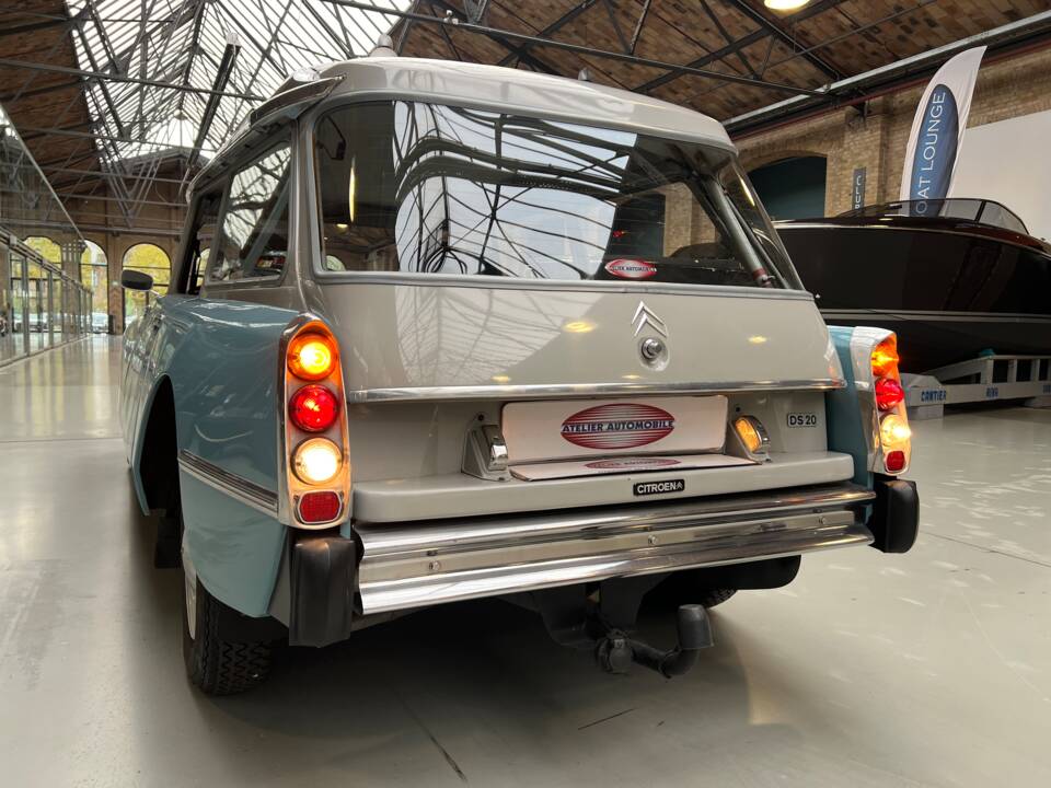 Image 8/32 de Citroën DS 20 Commerciale (1973)