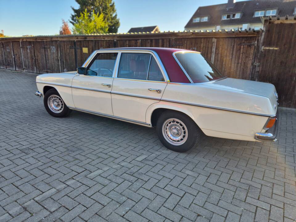 Bild 3/19 von Mercedes-Benz 240 D (1975)