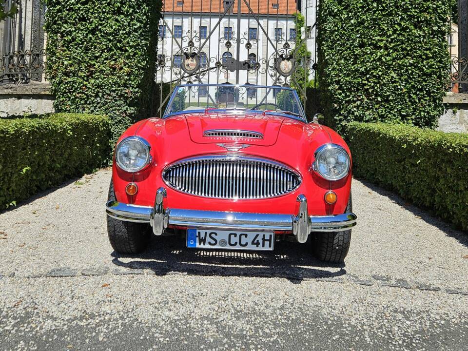 Image 4/8 of Austin-Healey 3000 Mk II (BJ7) (1962)