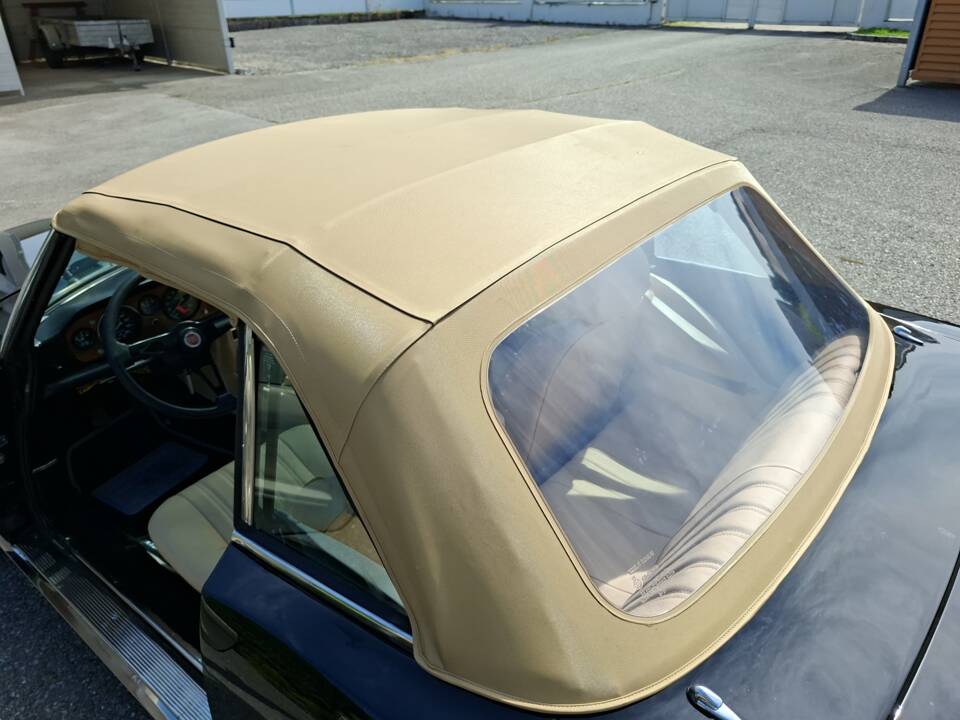 Imagen 17/19 de FIAT 124 Pininfarina Spidereuropa (1982)