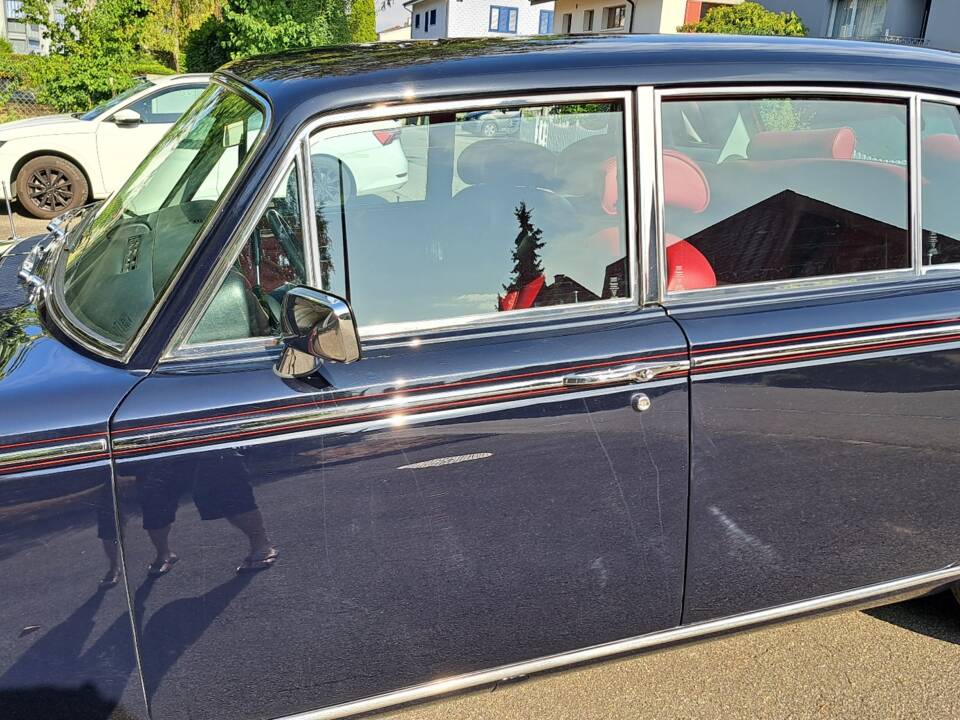Image 7/25 of Rolls-Royce Silver Shadow II (1980)