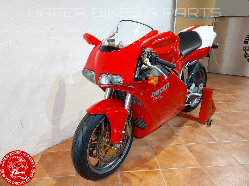 Immagine 7/34 di Ducati DUMMY (2003)