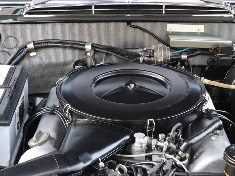 Image 90/99 of Mercedes-Benz 280 SE 3,5 (1971)