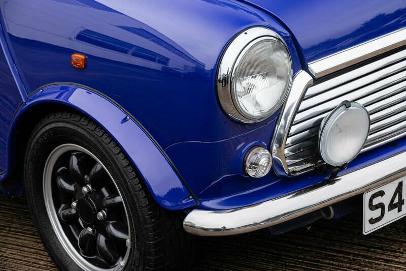Image 13/34 of Rover Mini "Paul Smith" (1999)