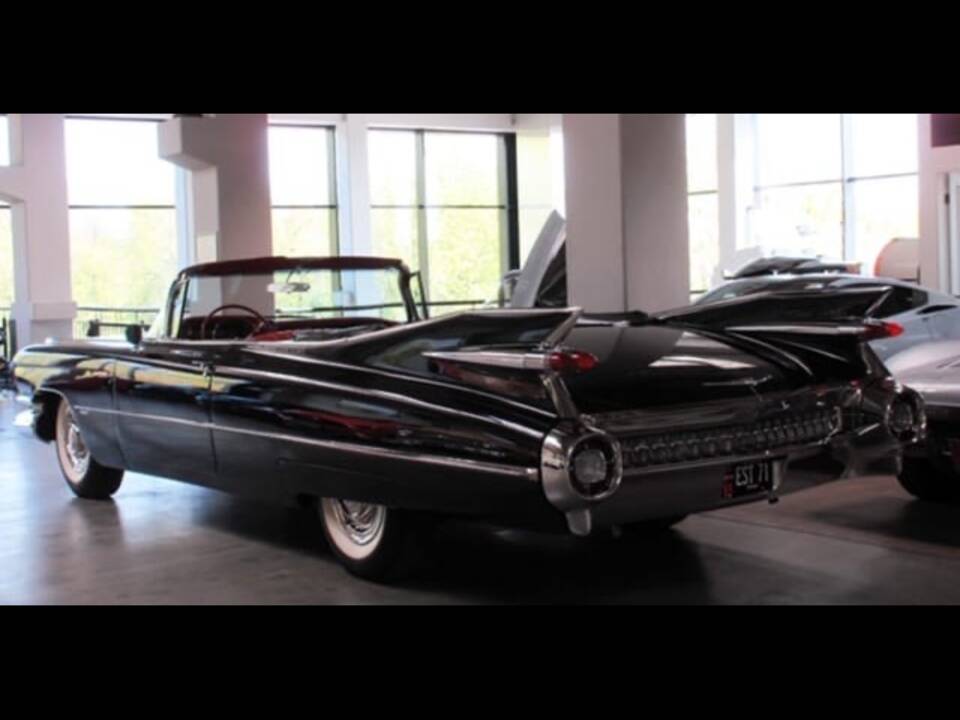 Image 4/4 of Cadillac 62 Convertible (1959)