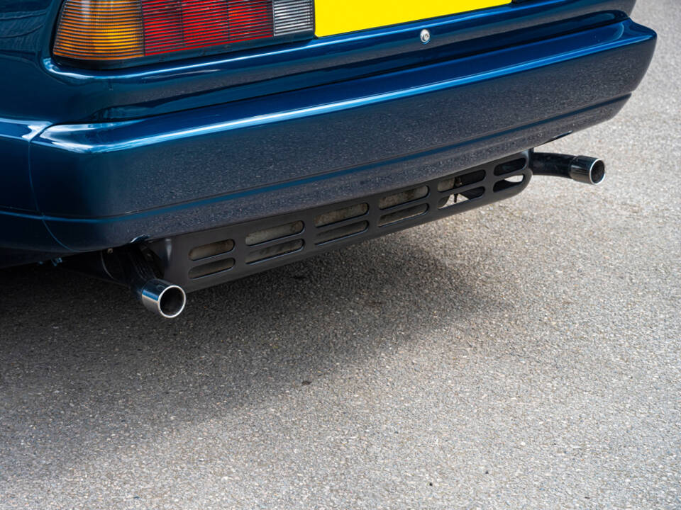 Image 31/36 de Aston Martin Virage Volante (1995)