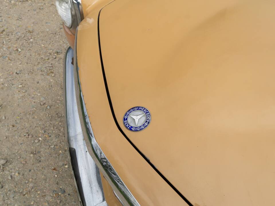 Bild 25/31 von Mercedes-Benz 230 SL (1966)