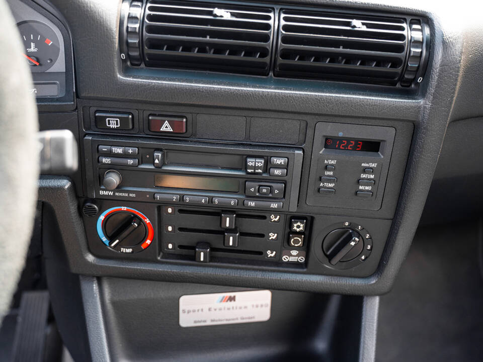 Image 59/91 de BMW M3 Sport Evo (1990)
