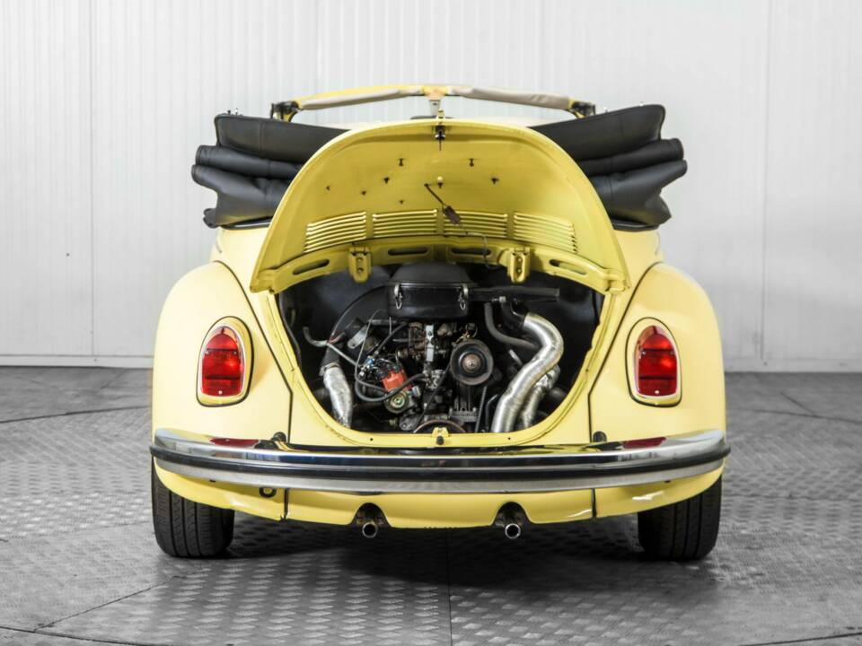 Immagine 35/50 di Volkswagen Käfer 1302 (1971)