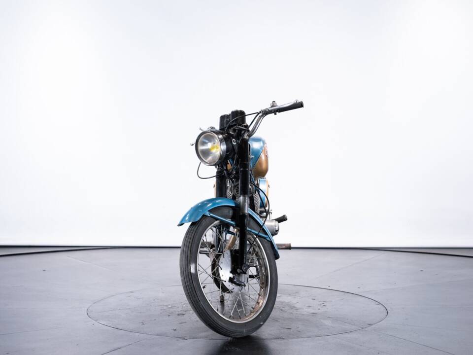 Immagine 7/50 di Gilera 125 (1967)