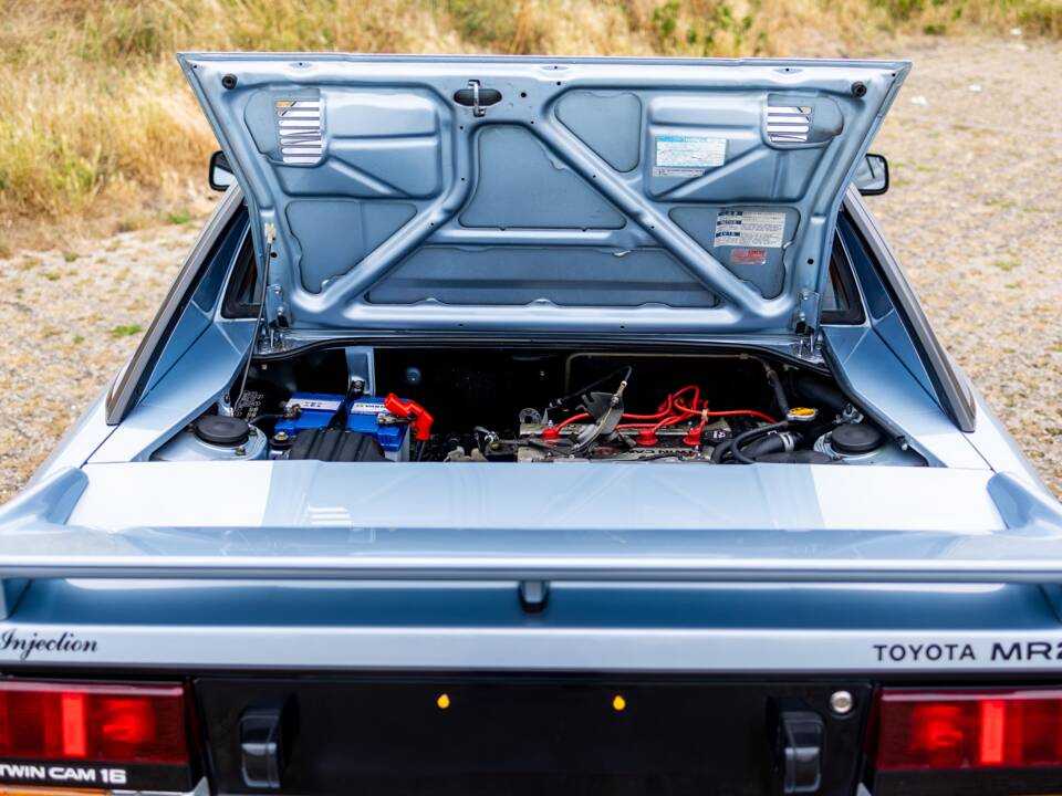 Image 15/49 of Toyota MR2 (1989)