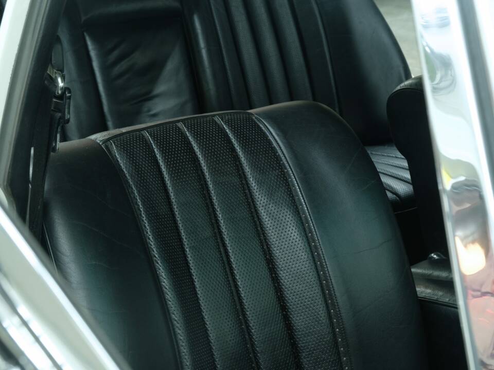 Afbeelding 36/70 van Mercedes-Benz 300 SEL (1968)
