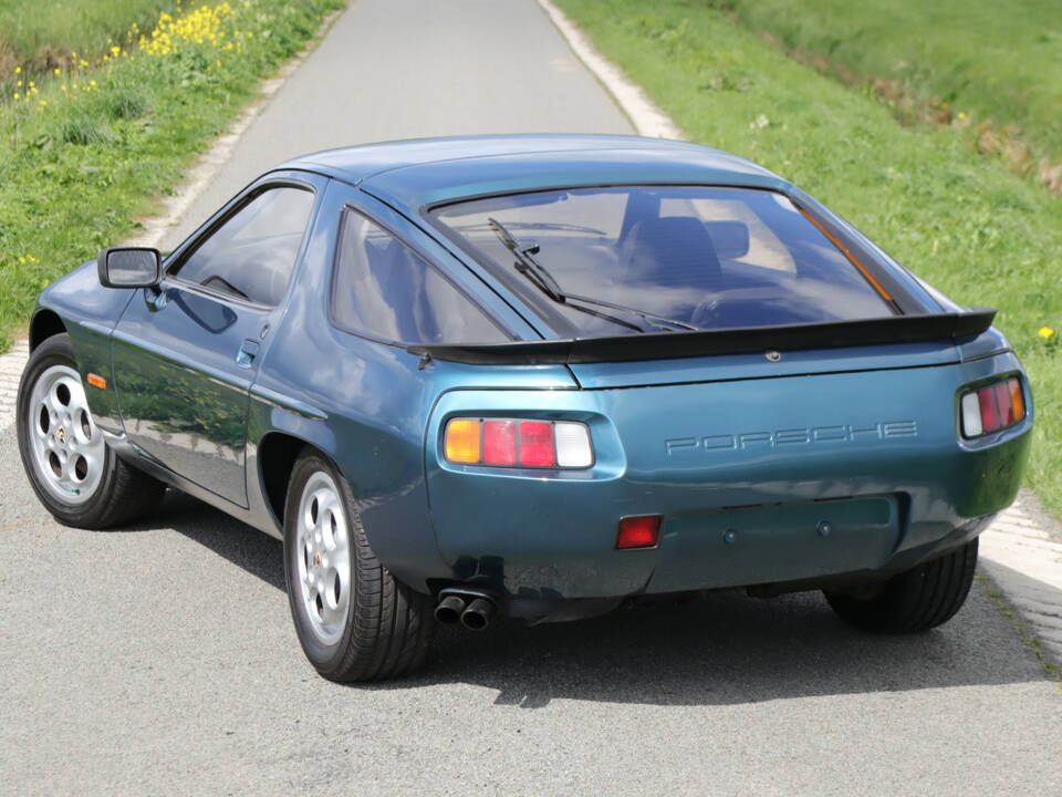 Bild 25/48 von Porsche 928 (1978)