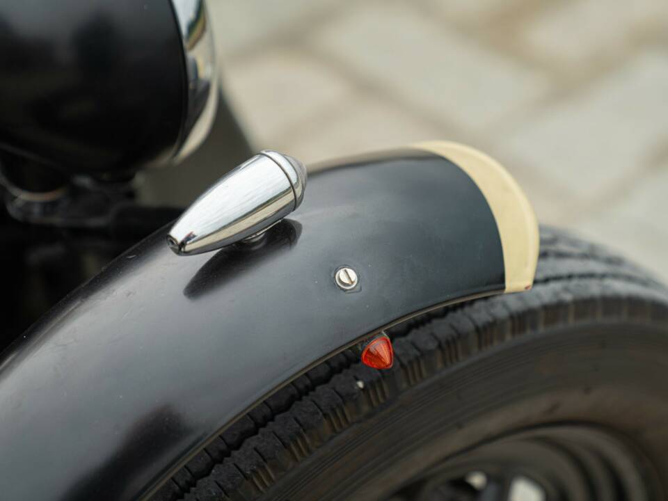 Image 27/50 of Grayson Sport Special (1939)