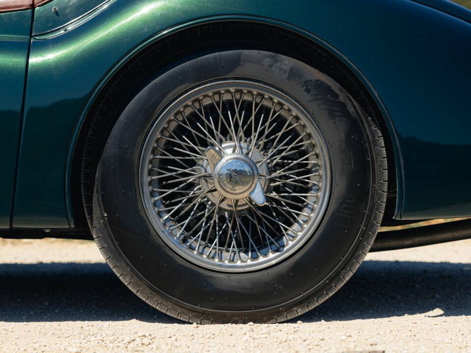 Afbeelding 14/58 van Jaguar XK 120 SE OTS (1954)