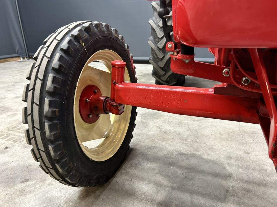 Image 46/50 of Porsche-Diesel Junior K (1961)