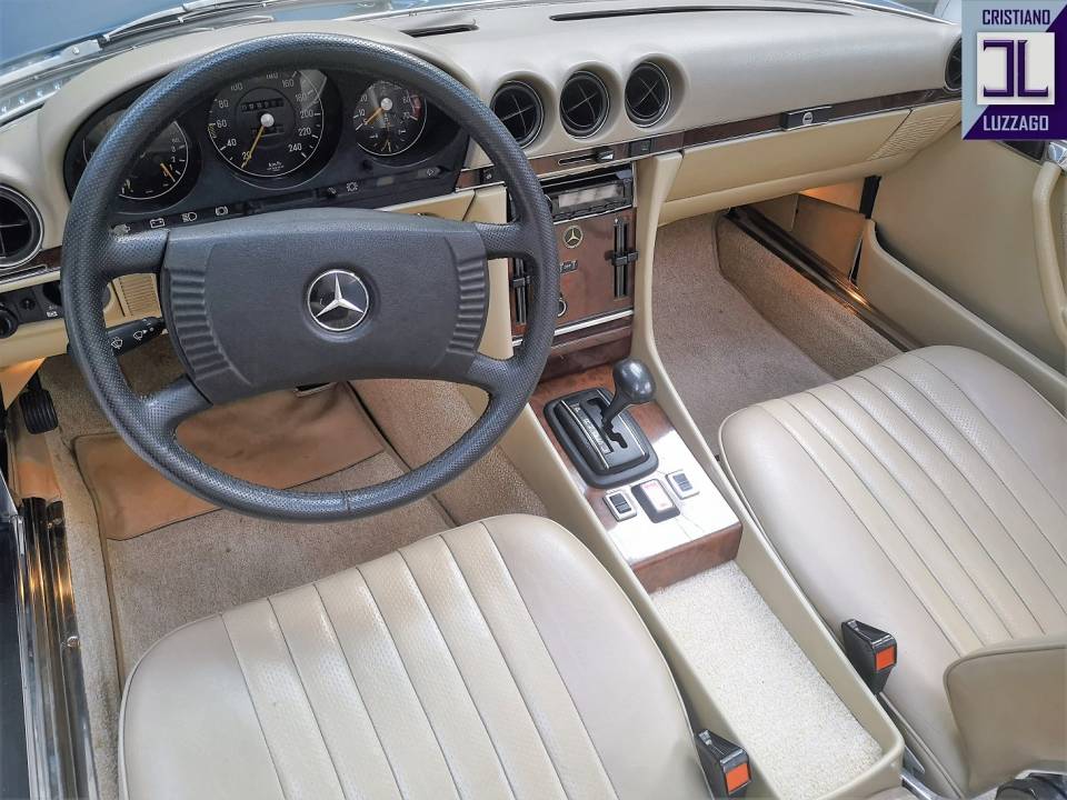 Image 23/32 of Mercedes-Benz 450 SL (1978)