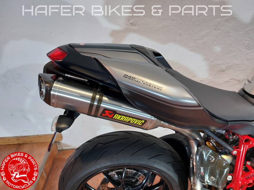 Imagen 33/55 de Ducati DUMMY (2010)