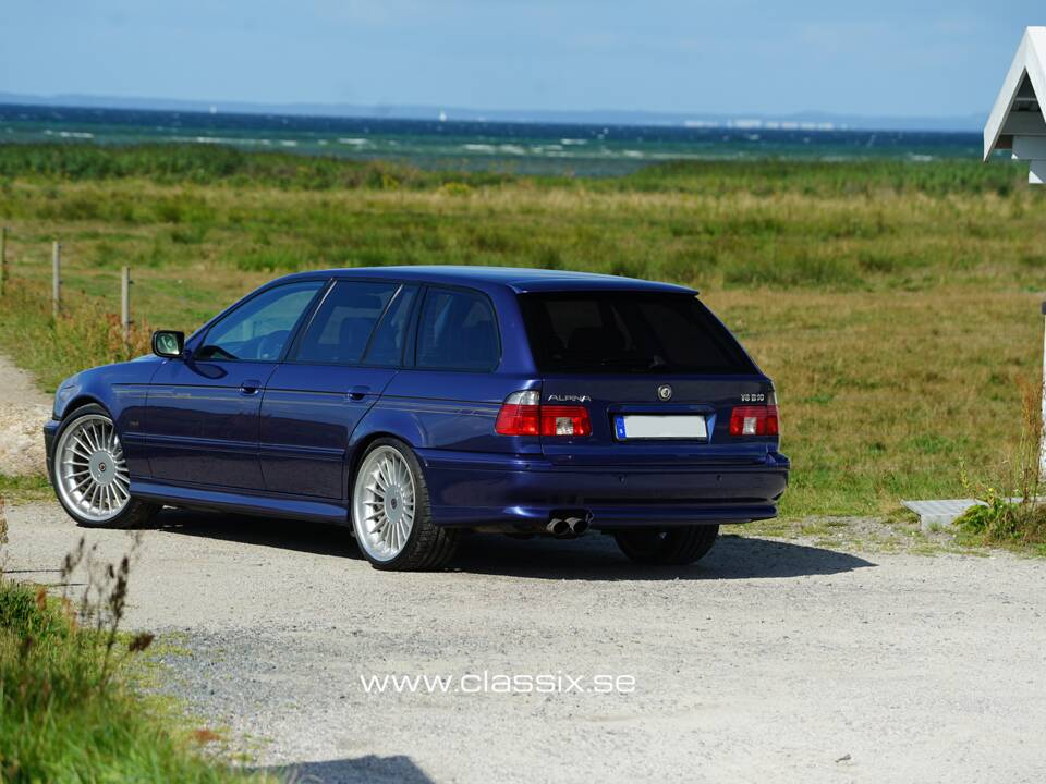 Image 9/16 of ALPINA B10 V8 Touring (1998)
