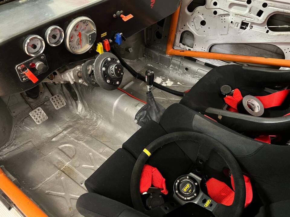 Bild 10/17 von Alfa Romeo 75 3.0 V6 America (1990)