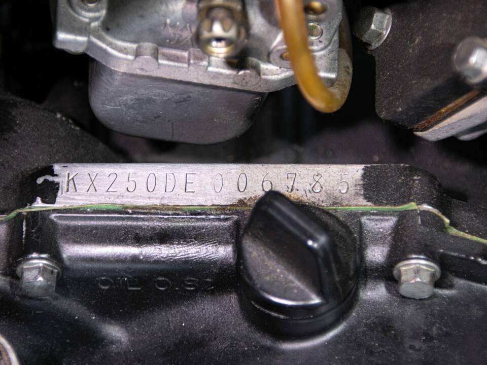 Image 12/50 of Kawasaki KX 250 (1986)