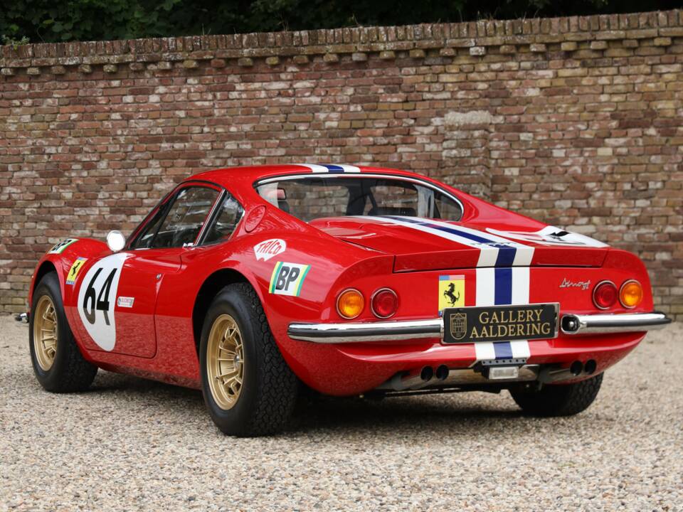Immagine 15/50 di Ferrari Dino 246 GT (1971)