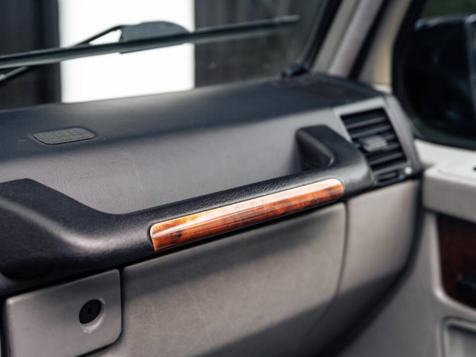 Bild 31/32 von Mercedes-Benz G 400 CDI (lang) (2005)