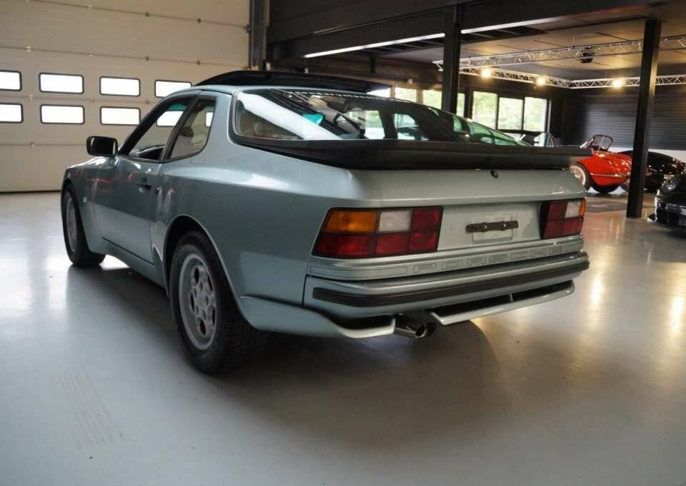 Image 39/50 de Porsche 944 Turbo (1986)