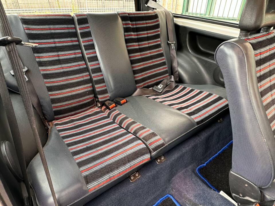 Image 23/26 of Autobianchi Y10 Turbo (1987)