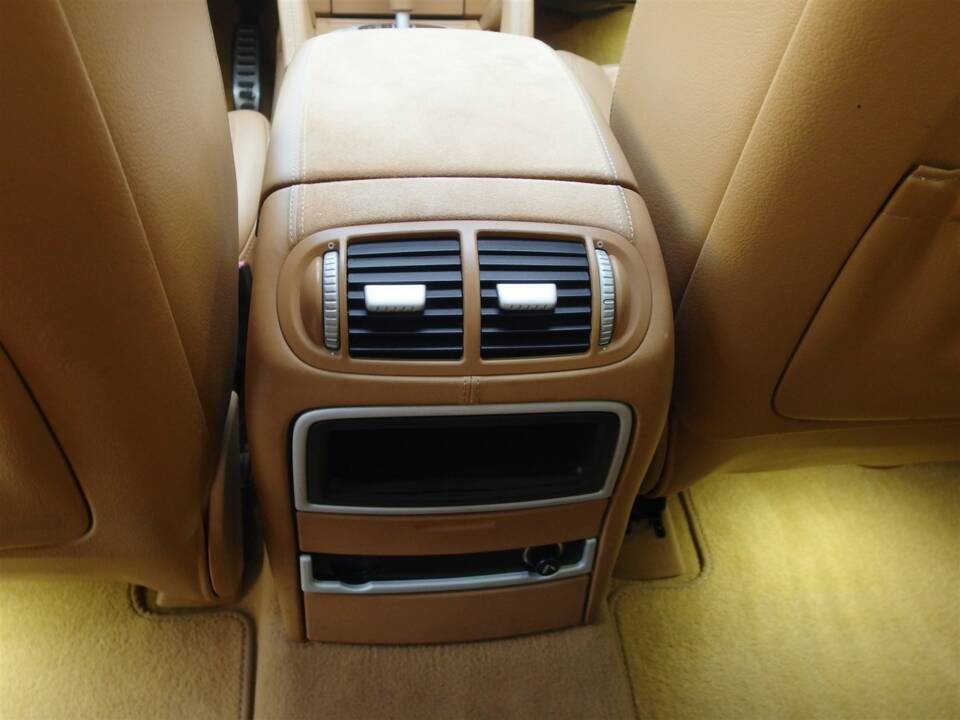 Image 67/98 of Porsche Cayenne GTS (2008)