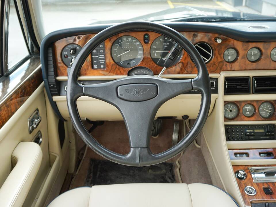 Image 25/45 of Bentley Turbo R (1988)