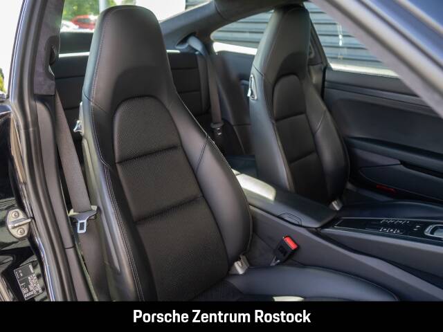 Bild 15/27 von Porsche 911 Carrera 4 GTS (2015)