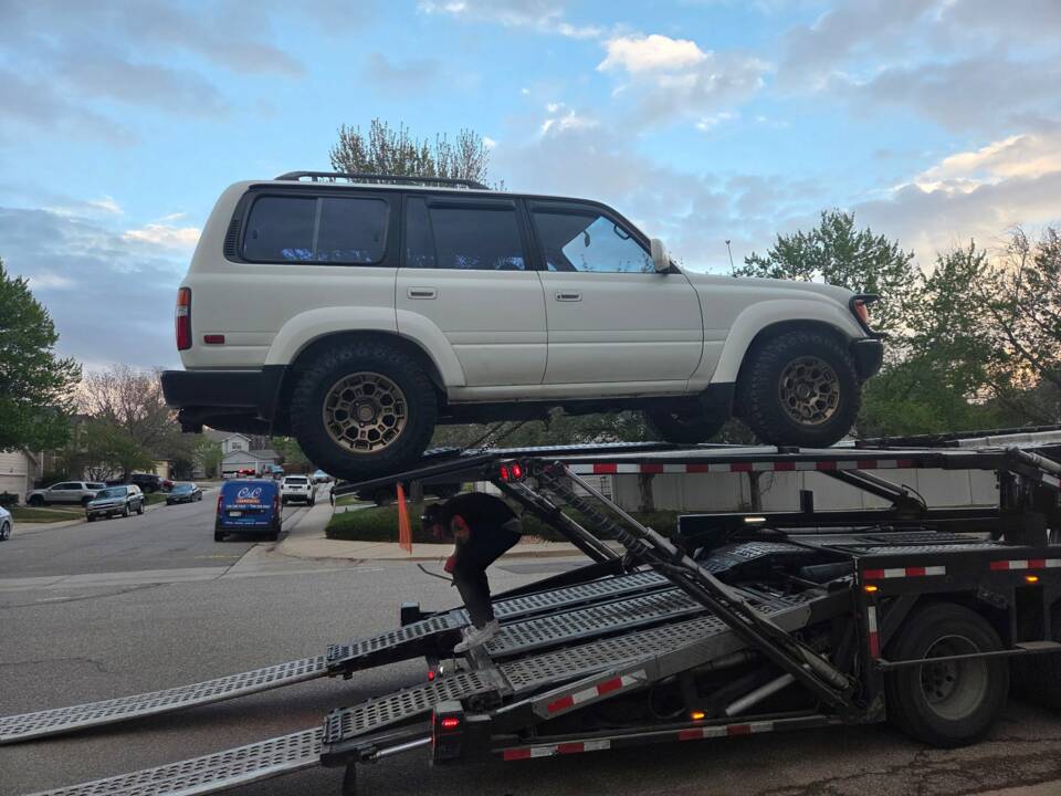 Image 13/48 de Toyota Land Cruiser FJ80 (1992)