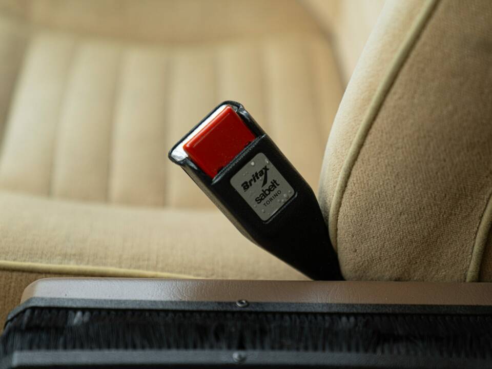 Image 42/50 of Alfa Romeo Alfa 6 - 2.5 (1979)