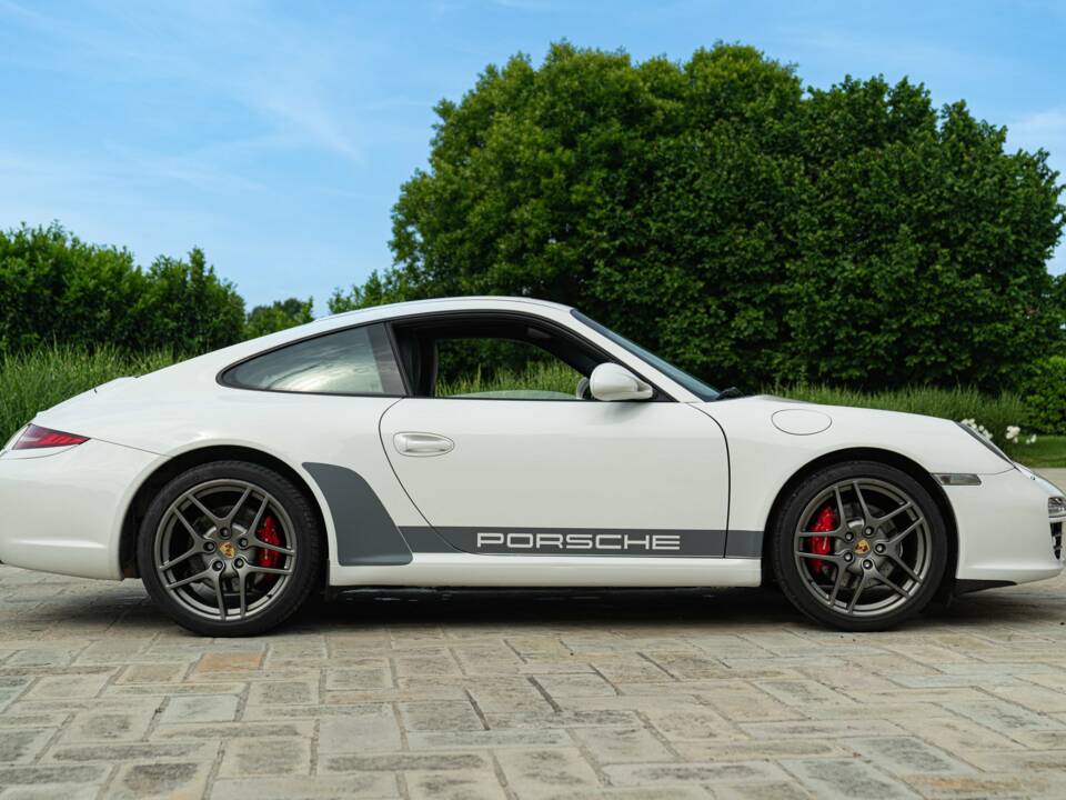 Image 4/50 of Porsche 911 Carrera (2009)