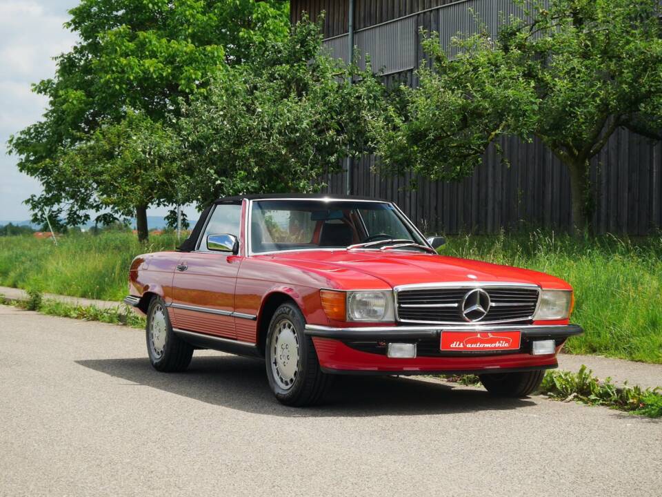 Image 5/27 of Mercedes-Benz 560 SL (1986)