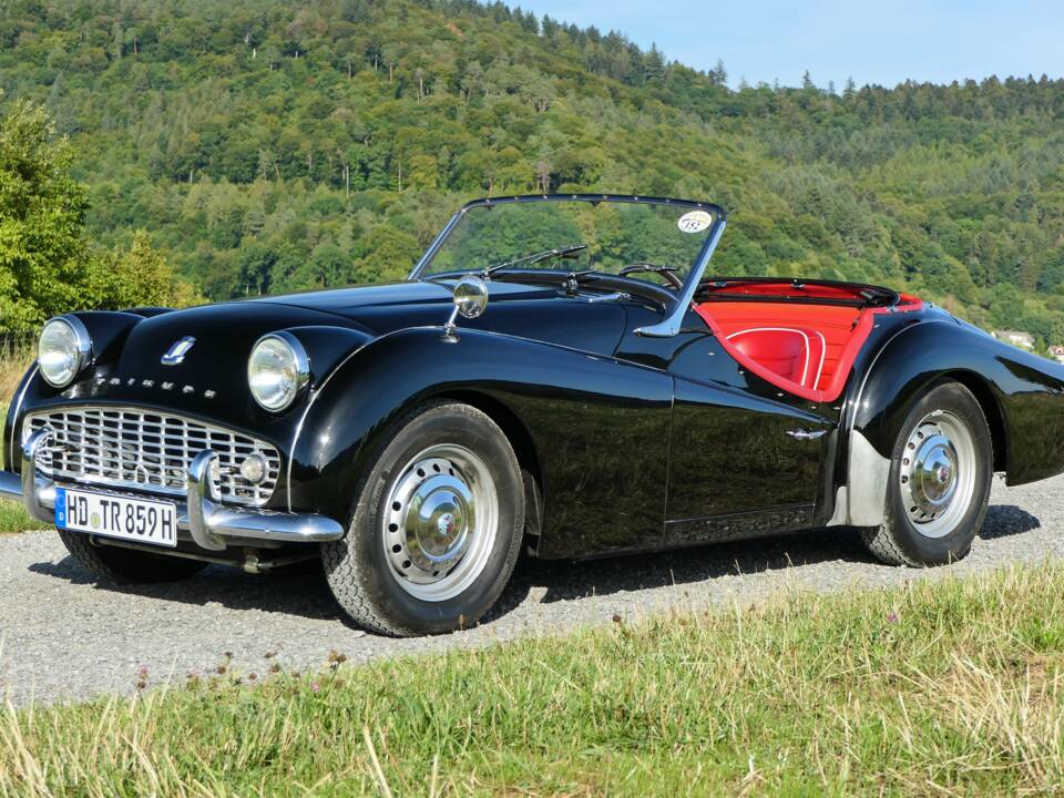 Afbeelding 3/20 van Triumph TR 3A (1959)