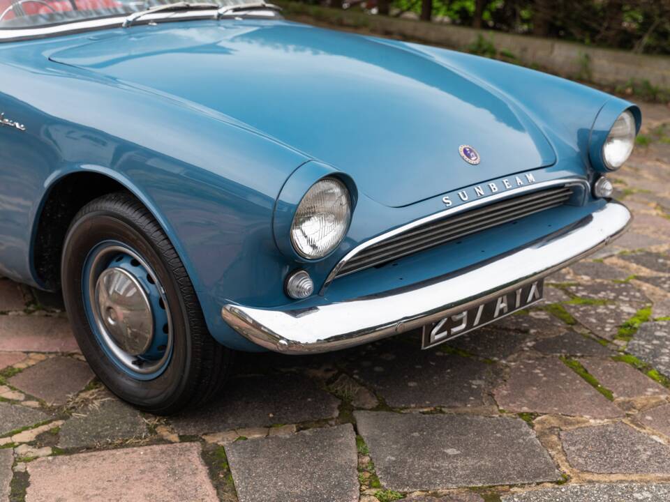 Image 21/35 de Sunbeam Alpine Mk II (1960)