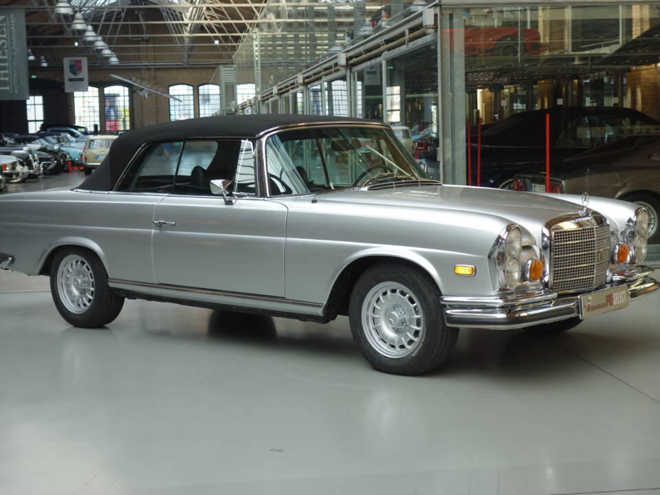 Imagen 14/27 de Mercedes-Benz 280 SE 3,5 (1970)