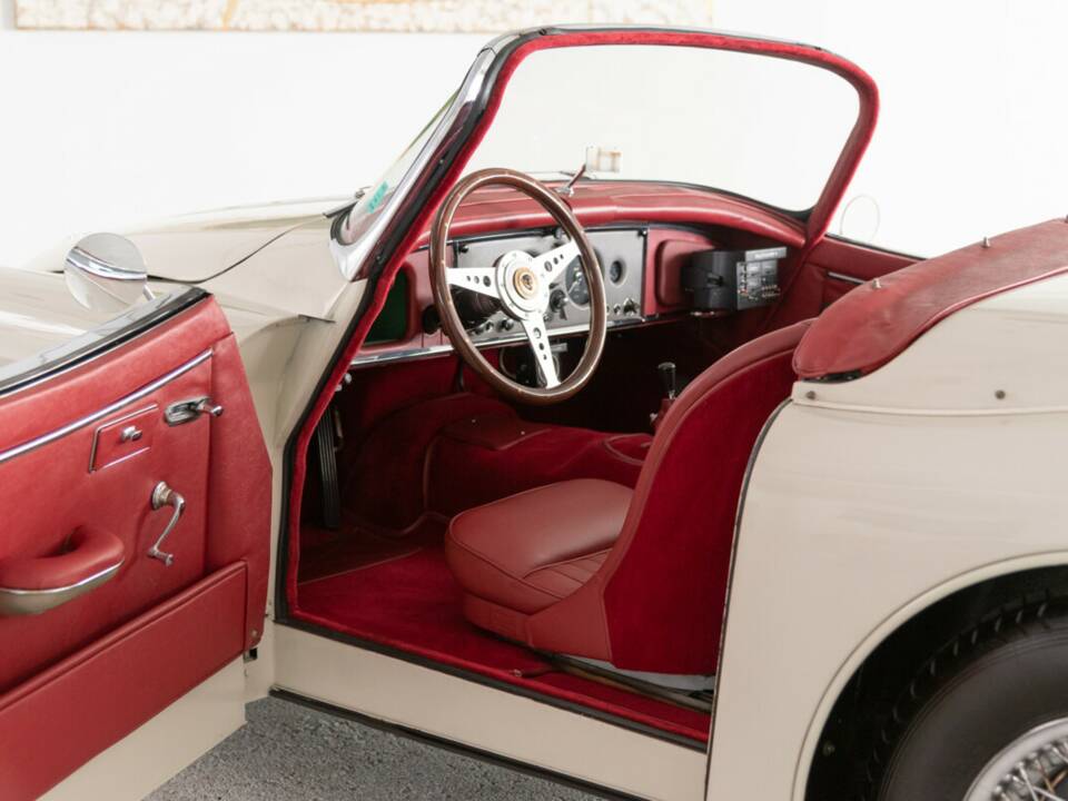 Bild 29/45 von Jaguar XK 150 3.4 S OTS (1958)