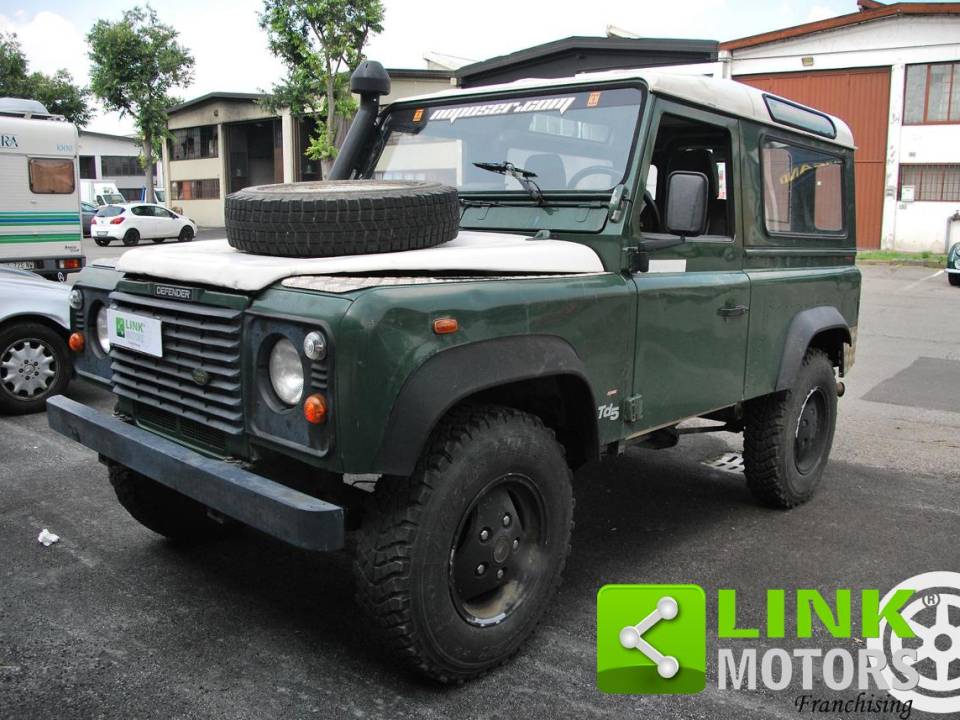 For Sale Land Rover Defender 90 Td5 (1999) offered for £12,795
