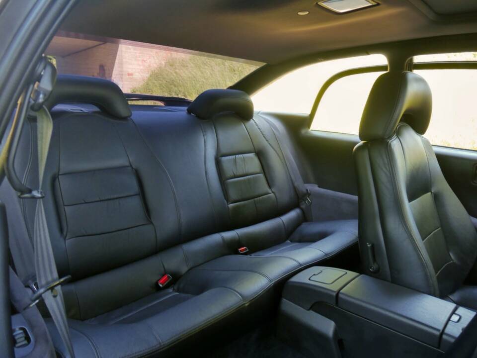 Image 35/50 de Subaru SVX 4WD (1900)