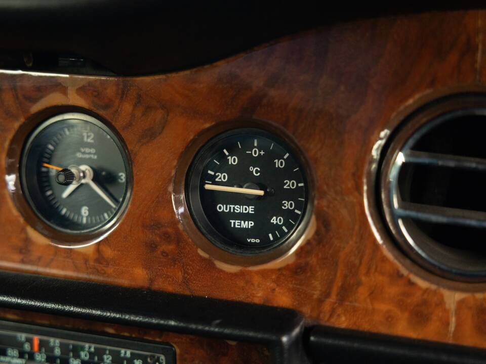 Bild 42/50 von Bentley T 2 (1980)