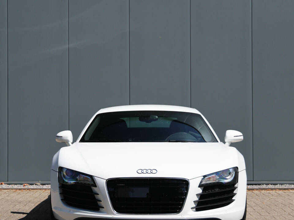 Bild 18/53 von Audi R8 (2008)