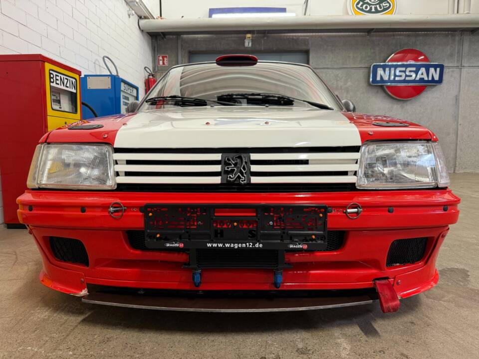 Image 3/18 of Peugeot 205 GTi 1.6 (1985)