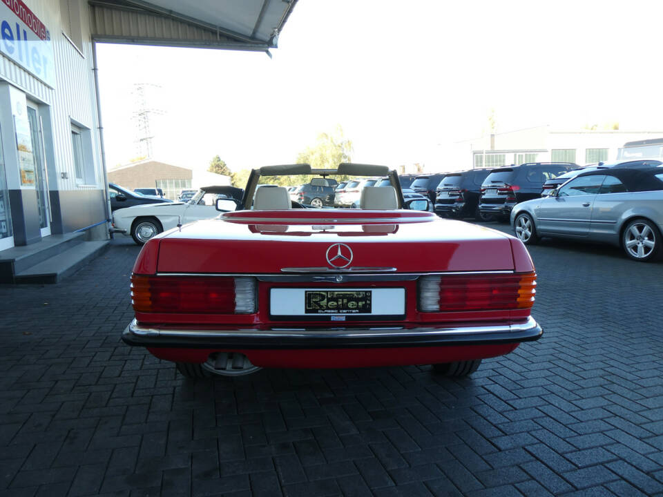 Afbeelding 5/30 van Mercedes-Benz 300 SL (1987)