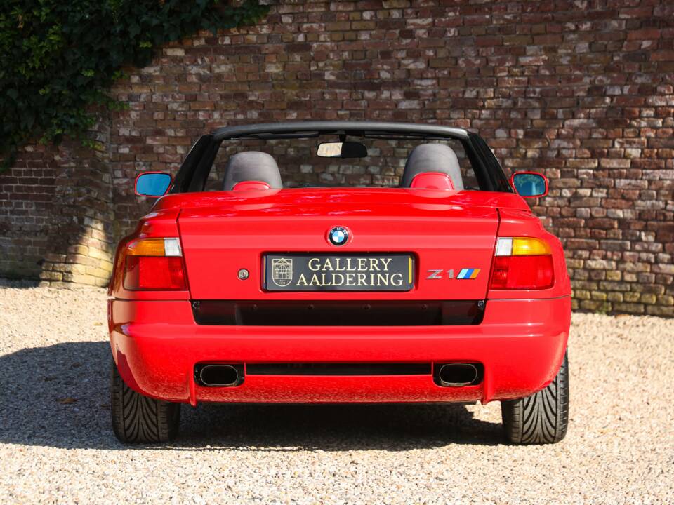 Bild 42/50 von BMW Z1 Roadster (1991)