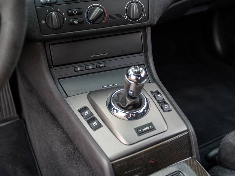 Image 34/42 of BMW M3 CSL (2003)
